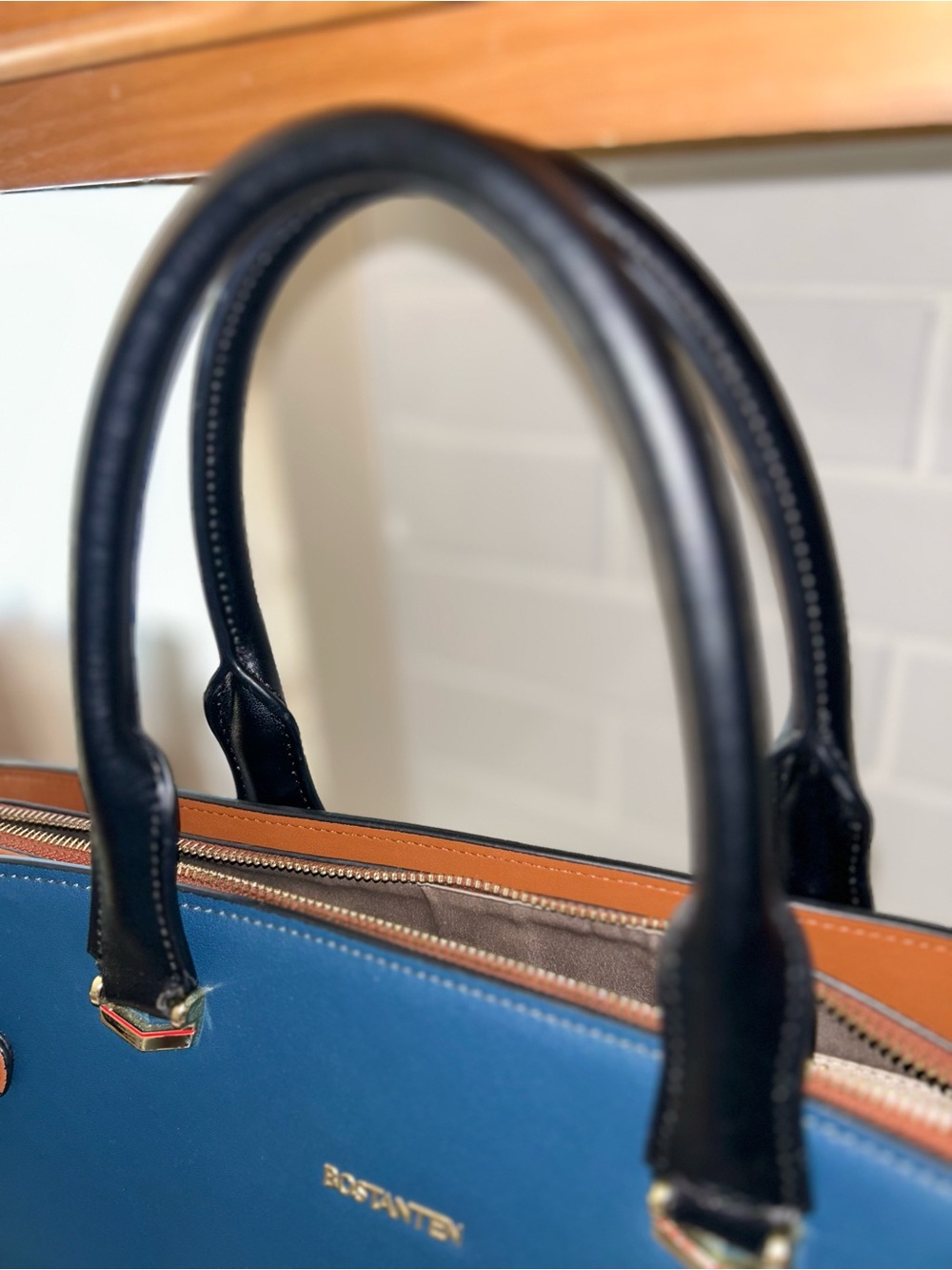 Bostanten Leather Laptop Tote Bag in Navy with Black Handles and Tan Trim/lining - Picture 14 of 15